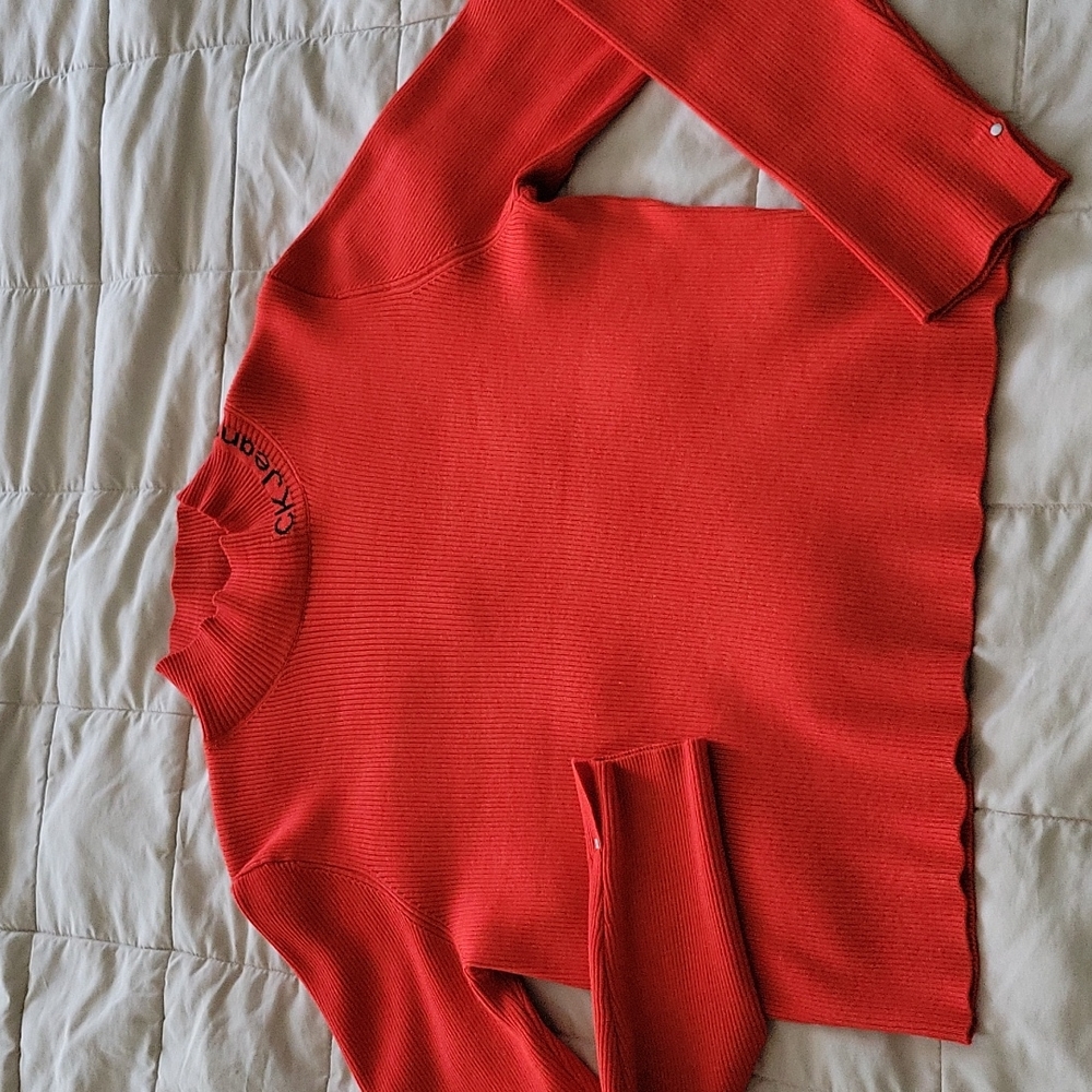 Calvin Klein Sweater